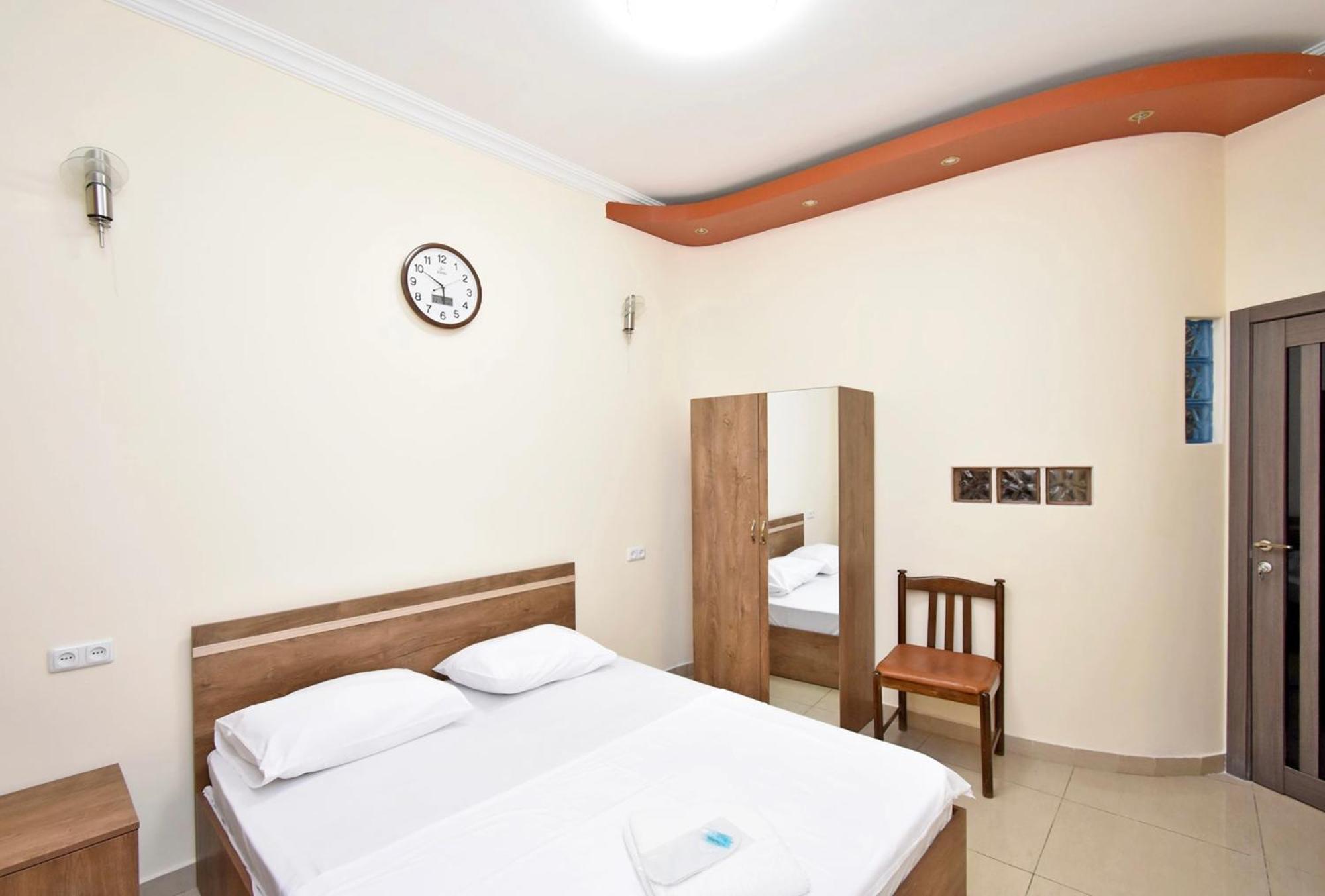 Hotel Costa Yerevan Exterior photo