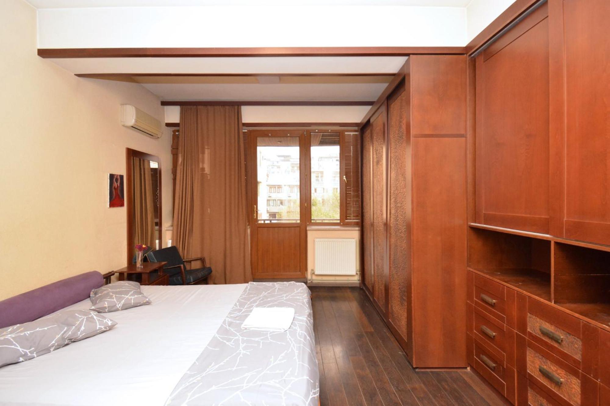 Hotel Costa Yerevan Exterior photo